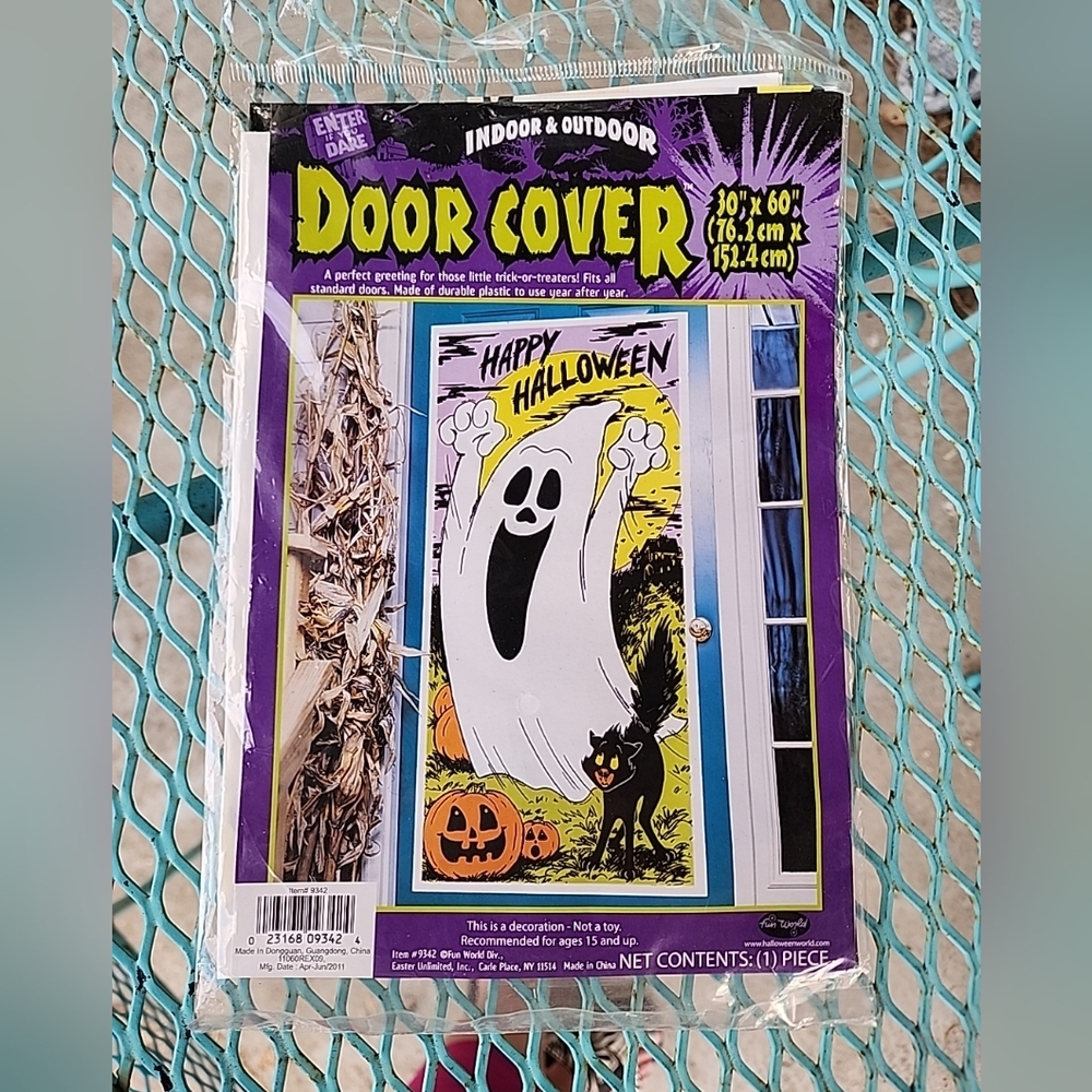 Halloween Indoor And Outdoor Ghost Door Cover Fun World 2011